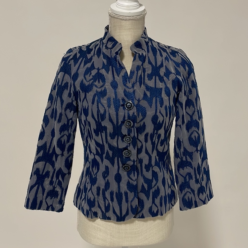 Coldwater Creek women’s jacket. Fully lined, front button closures.